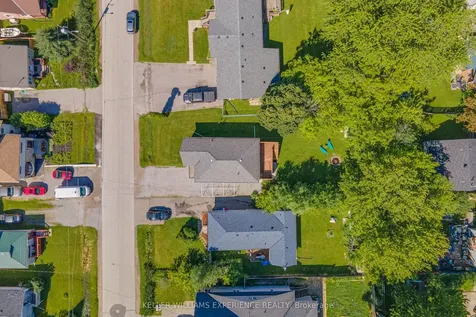 254 Parkway Avenue Georgina ON L4P 2V9