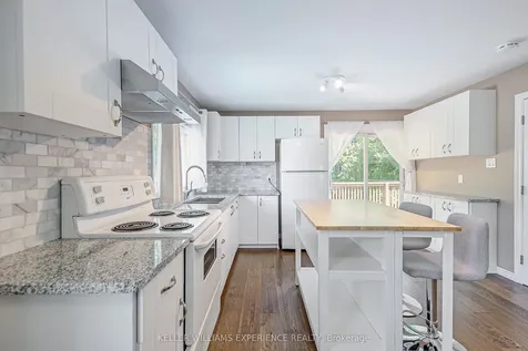 254 Parkway Avenue Georgina ON L4P 2V9