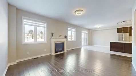 86 Robb Thompson Road East Gwillimbury ON L0G 1M0