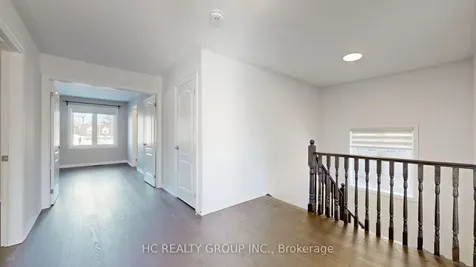 86 Robb Thompson Road East Gwillimbury ON L0G 1M0