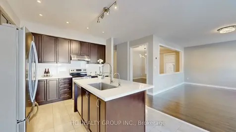 86 Robb Thompson Road East Gwillimbury ON L0G 1M0