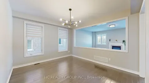 86 Robb Thompson Road East Gwillimbury ON L0G 1M0