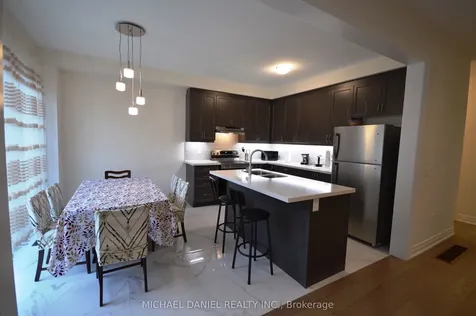 103 Carriage Shop Bend East Gwillimbury ON N1T 0G6