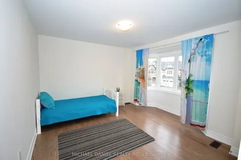 103 Carriage Shop Bend East Gwillimbury ON N1T 0G6