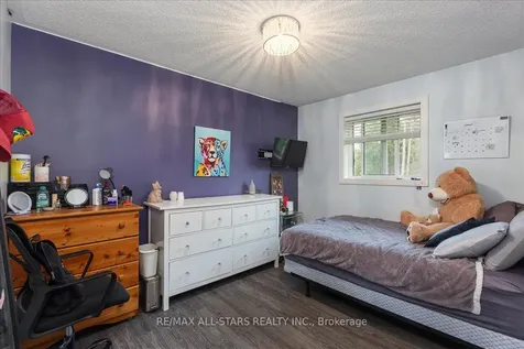 38 Minonen Road Georgina ON L0C 1L0