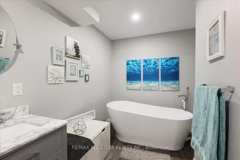 38 Minonen Road Georgina ON L0C 1L0