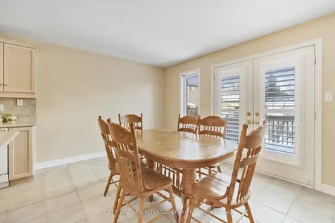 28 Saint Avenue Bradford West Gwillimbury ON L3Z 3H6