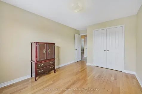 28 Saint Avenue Bradford West Gwillimbury ON L3Z 3H6