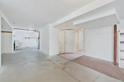 28 Saint Avenue Bradford West Gwillimbury ON L3Z 3H6