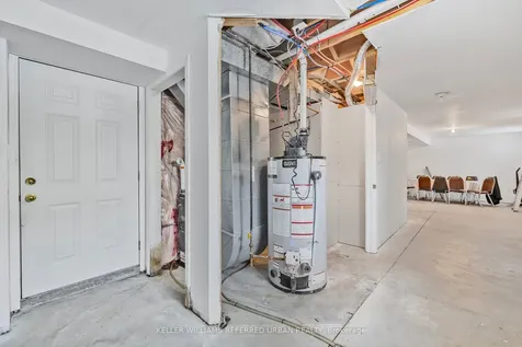 28 Saint Avenue Bradford West Gwillimbury ON L3Z 3H6