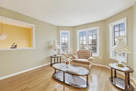 28 Saint Avenue Bradford West Gwillimbury ON L3Z 3H6