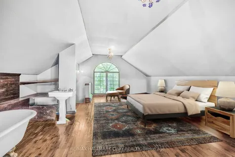 4507 10th Line N/a Bradford West Gwillimbury ON L0G 1A0