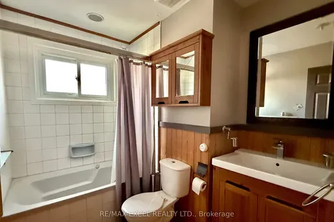 212 South Channel Drive Georgina ON L4P 2N3