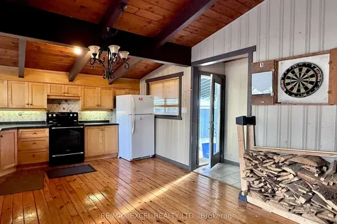 212 South Channel Drive Georgina ON L4P 2N3