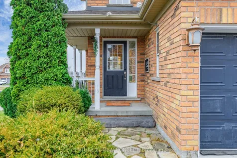 2 Crittenden Drive Georgina ON L4P 4E7