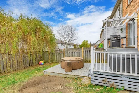 2 Crittenden Drive Georgina ON L4P 4E7