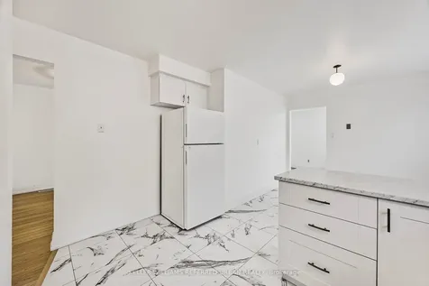 109 Maplegrove Avenue Bradford West Gwillimbury ON L3Z 1R9