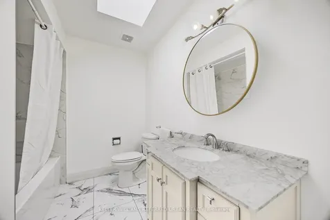 109 Maplegrove Avenue Bradford West Gwillimbury ON L3Z 1R9