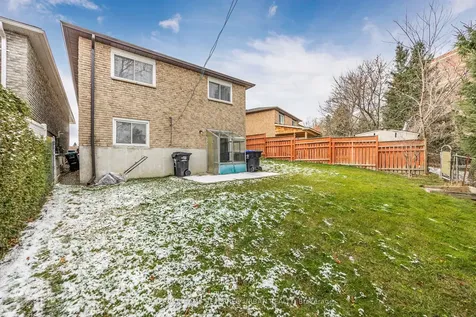 109 Maplegrove Avenue Bradford West Gwillimbury ON L3Z 1R9