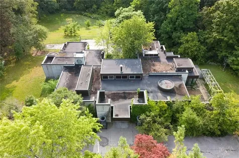 112 Westwood Lane Richmond Hill ON L4C 6Y3