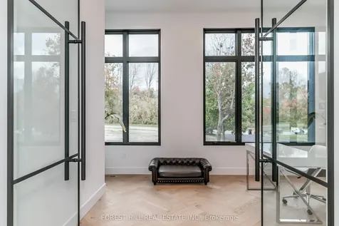 145 Andrews Drive Bradford West Gwillimbury ON L0G 1B0