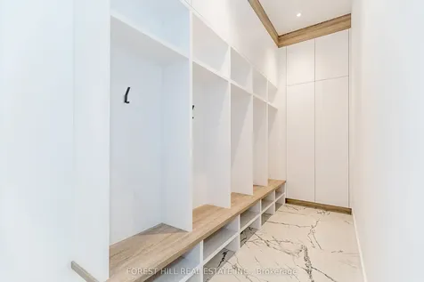 145 Andrews Drive Bradford West Gwillimbury ON L0G 1B0