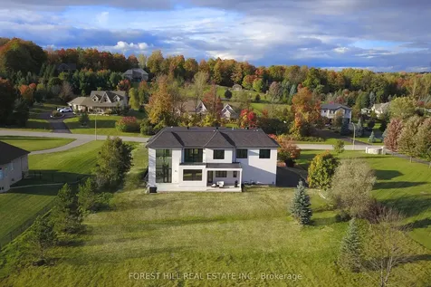 145 Andrews Drive Bradford West Gwillimbury ON L0G 1B0