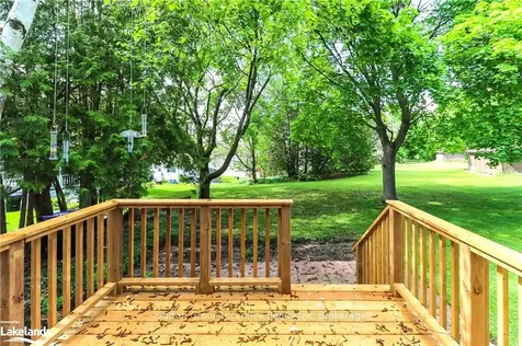46 Hawthorne Drive Innisfil ON L9S 1N9