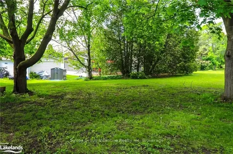46 Hawthorne Drive Innisfil ON L9S 1N9