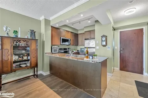 100 Promenade Circle Vaughan ON L4J 7W7
