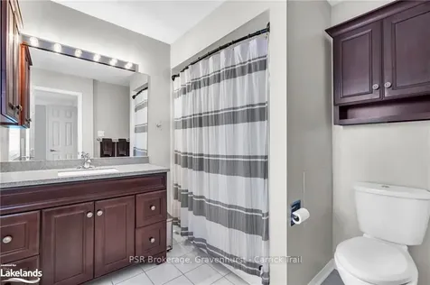 748 College Manor Drive Newmarket ON L3Y 8G6