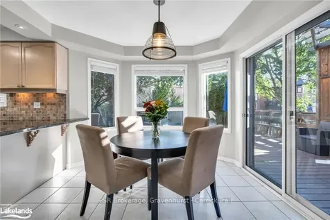748 College Manor Drive Newmarket ON L3Y 8G6