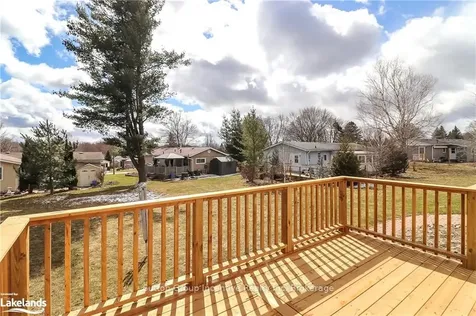 15 Hawthorne Drive Innisfil ON L9S 1P7