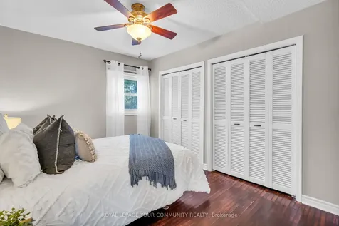 33 Sunnidale Boulevard Georgina ON L0E 1L0