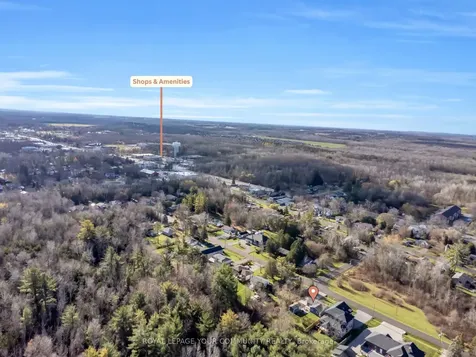 33 Sunnidale Boulevard Georgina ON L0E 1L0