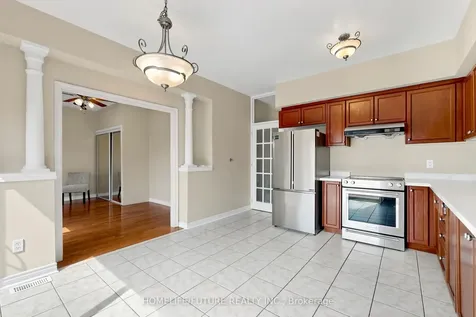 65 Maple Ridge Crescent Markham ON L6E 1V2
