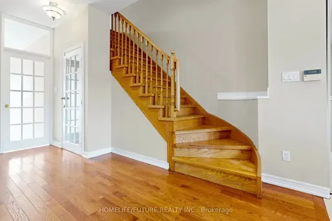 65 Maple Ridge Crescent Markham ON L6E 1V2