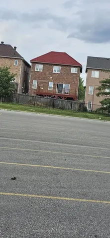 65 Maple Ridge Crescent Markham ON L6E 1V2