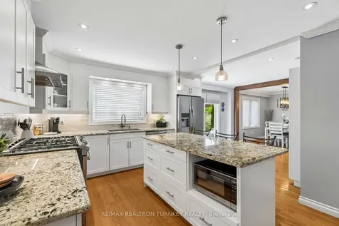 330 Bristol Road Newmarket ON L3Y 7Z9