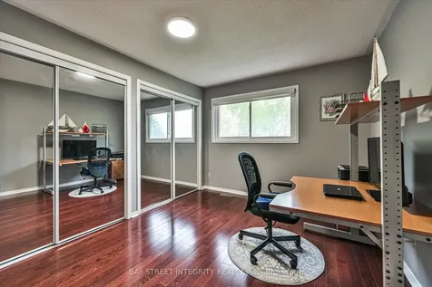 535 Malvern Crescent Newmarket ON L3Y 7L7