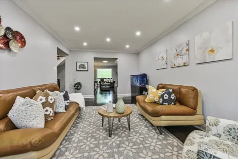 535 Malvern Crescent Newmarket ON L3Y 7L7