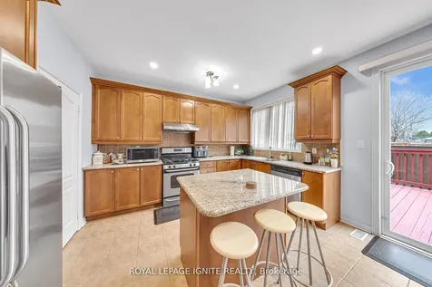 59 Boswell Road Markham ON L6B 0G3
