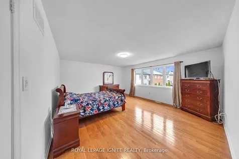 59 Boswell Road Markham ON L6B 0G3