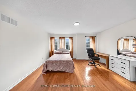 59 Boswell Road Markham ON L6B 0G3