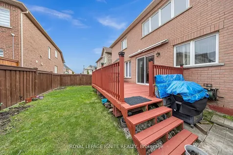 59 Boswell Road Markham ON L6B 0G3