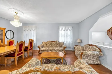 59 Boswell Road Markham ON L6B 0G3