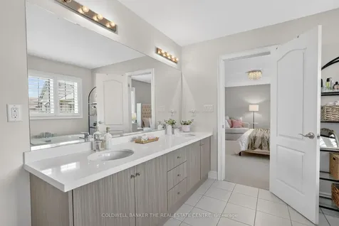 721 Dillman Avenue Newmarket ON L3X 0J8