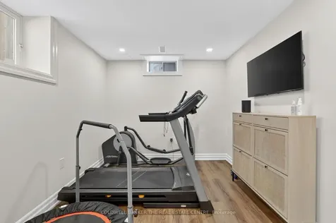 721 Dillman Avenue Newmarket ON L3X 0J8