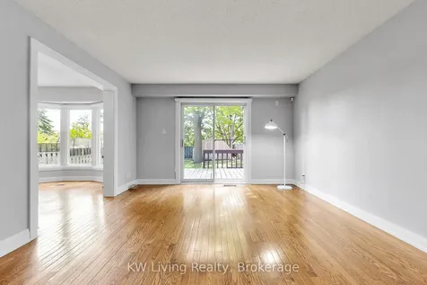 37 Magani Avenue Bradford West Gwillimbury ON L3Z 2S5