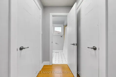 37 Magani Avenue Bradford West Gwillimbury ON L3Z 2S5